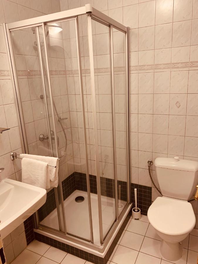 Отель Orlik Рейвиз Экстерьер фото